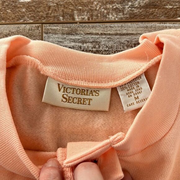 NWOT VINTAGE VICTORIAS SECRET BUTTON UP CARIDGAN - Picture 4 of 8